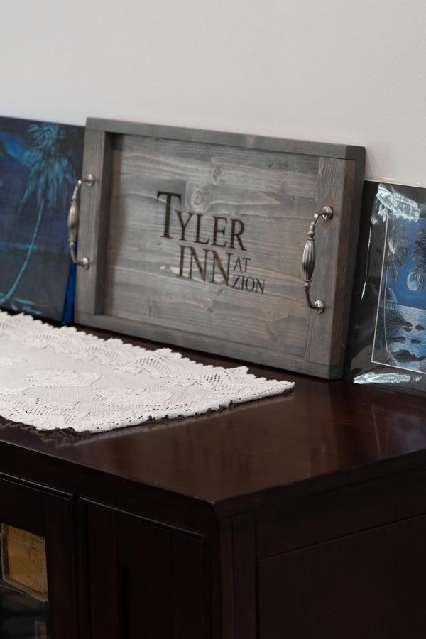 Tyler Inn at Zion Rockville Eksteriør bilde